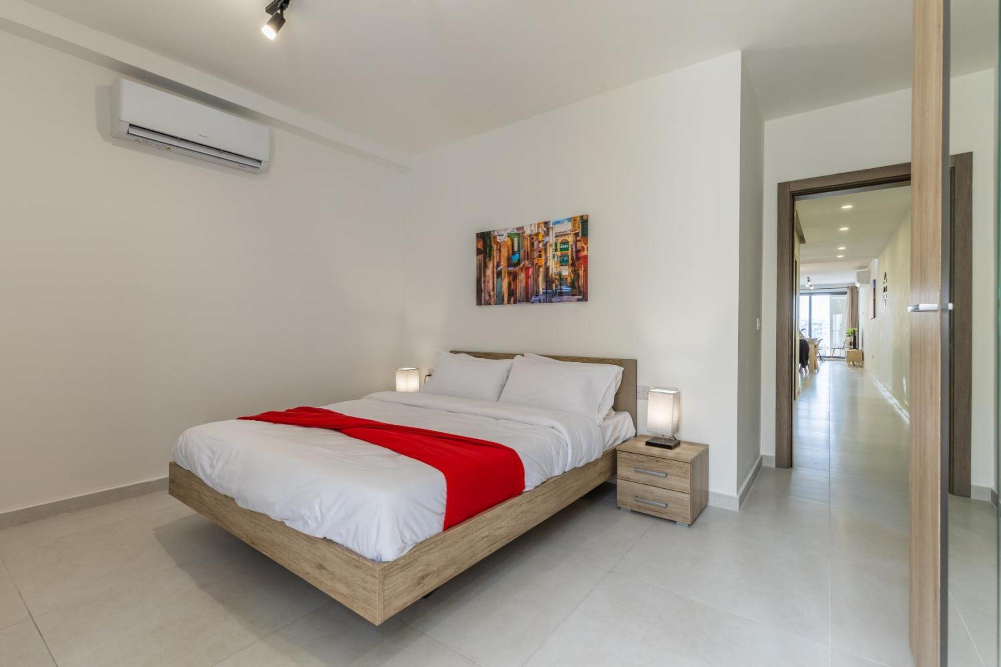 Apartment Steps Away From The Sea In - Sleeps 6